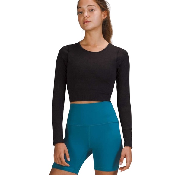 lululemon athletica Tops - Lululemon Ebb to Street Long Sleeve  Crop Top SZ 8